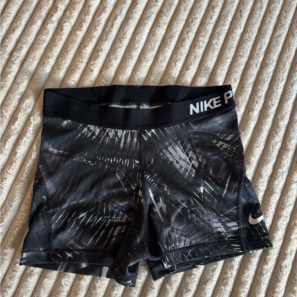 Nike Women's Nike Pro Shorts